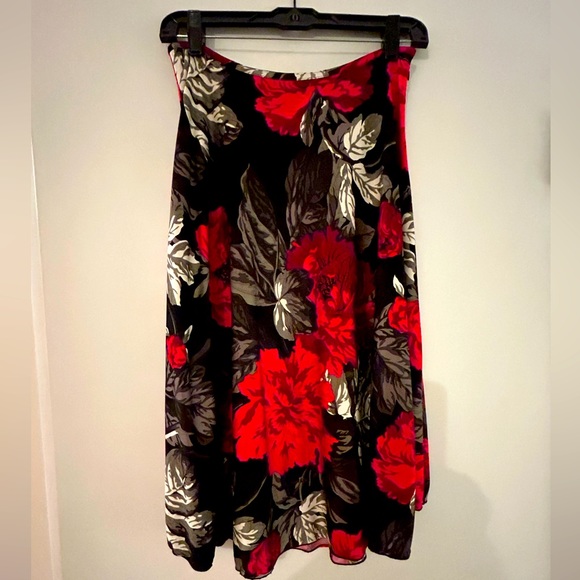 Anne Klein Skirt - Picture 1 of 5